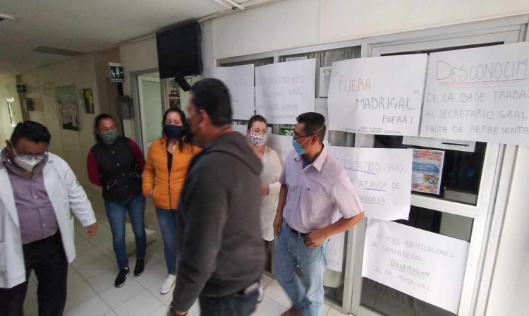 #Michoacán Trabajadores Del IMSS, Piden Destitución De Jefe Sindical 
