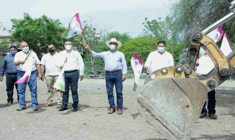 Cuidado Y Saneamiento De Aguas, Claves Para El Desarrollo: Silvano Aureoles