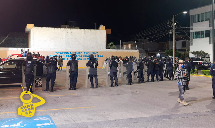 #Morelia Policía Detiene A Aspirantes A Normalistas De Cherán