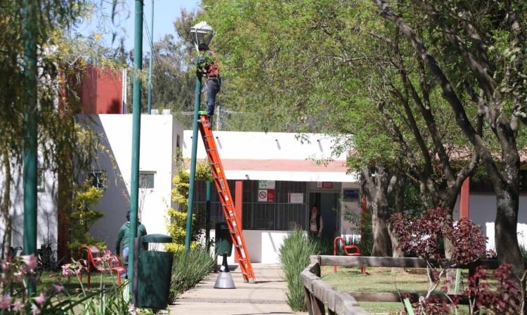 Administración De Raúl Morón Mejoró Imagen De Espacios Deportivos-Recreativos Con Programa "Juntos Iluminando Morelia"