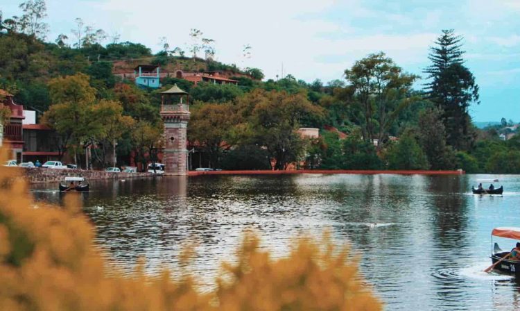 Abrirán El Primer Aquacinema En México Por COVID-19