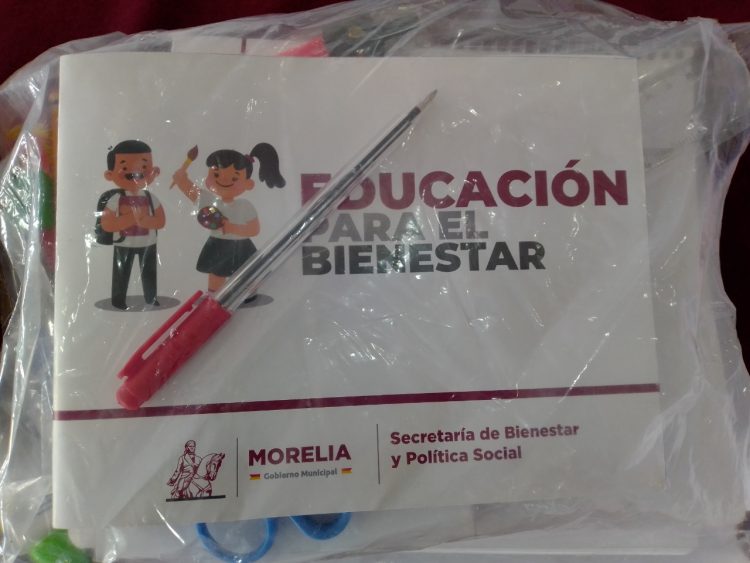 Comprarán Tablets Y Útiles Pa´Los Niños Morelianos