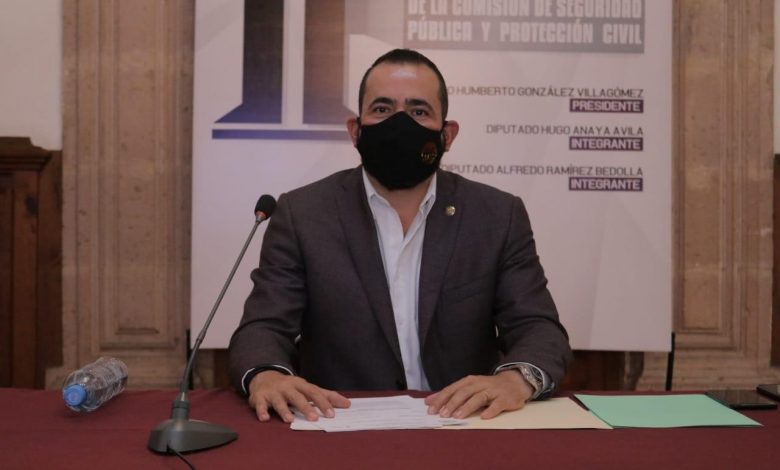 De agosto de 2019 a agosto de 2020, la Comisión de Seguridad Pública y Protección Civil del Congreso del Estado ha presentado cuatro iniciativas de Ley y de reformas, detalló el diputado Humberto González Villagómez, durante el segundo informe de actividades de la agrupación.