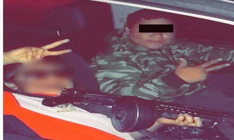 Presunto Niño Sicario Presume Sus Armas En Michoacán