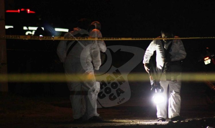 Hallan Dos Cuerpos Encobijados En Uruapan