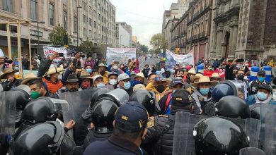 En #CDMX Impiden A Comuneros Michoacanos Manifestarse En El Zócalo