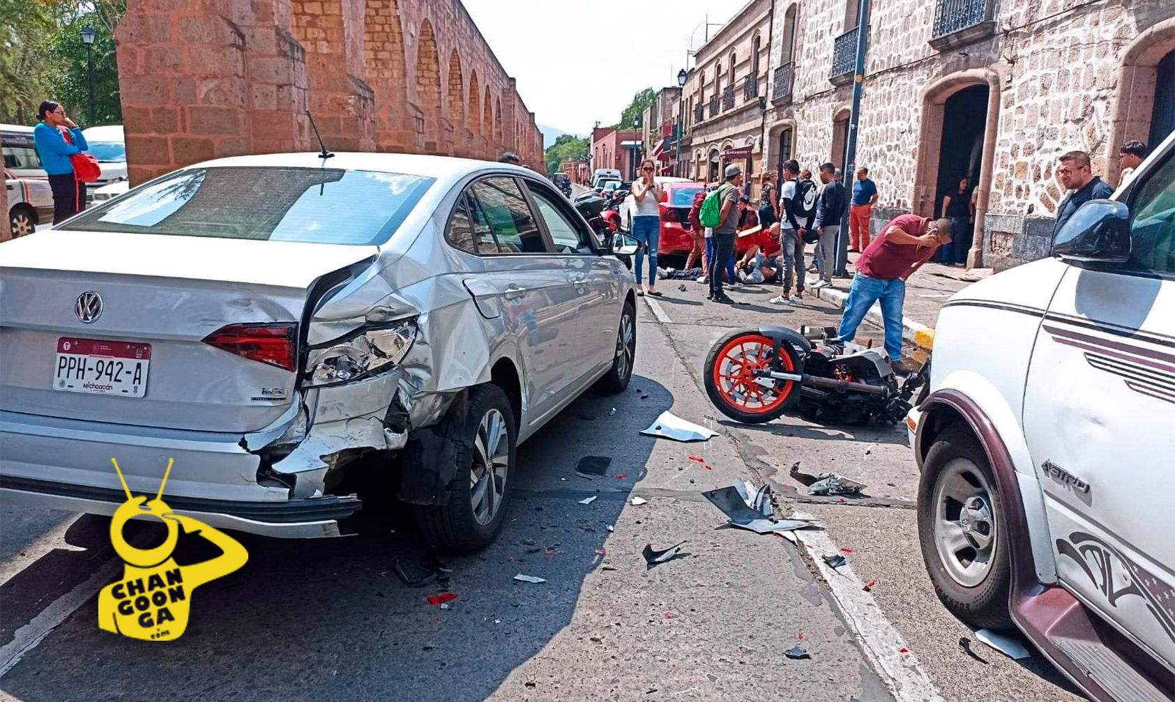 Morelia Choque en Av. Acueducto Deja 1 Herido